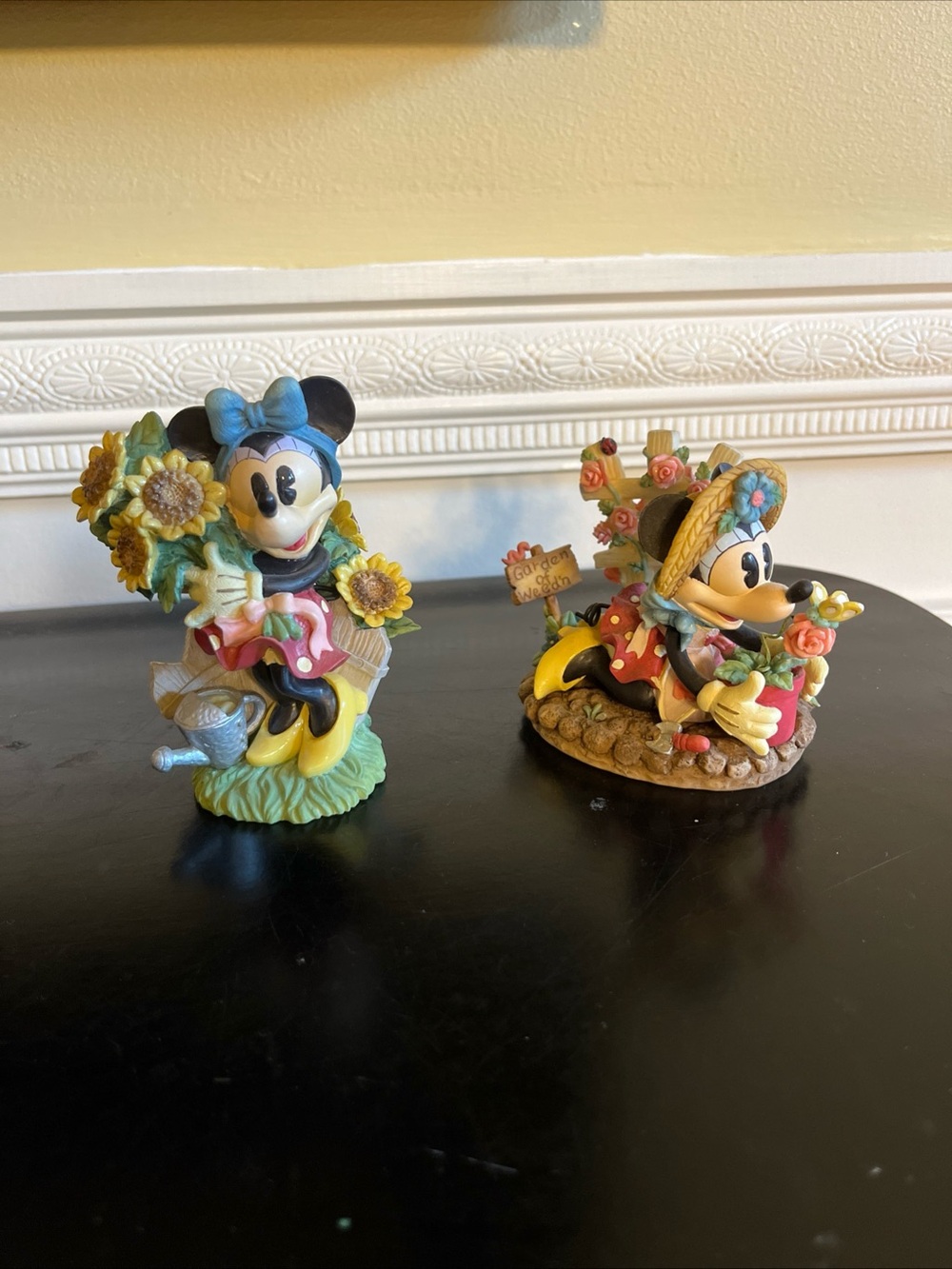 Vintage 90s NWOB Disneys Mini Mouse Sunflower Gardening & Gardens Best Dirt